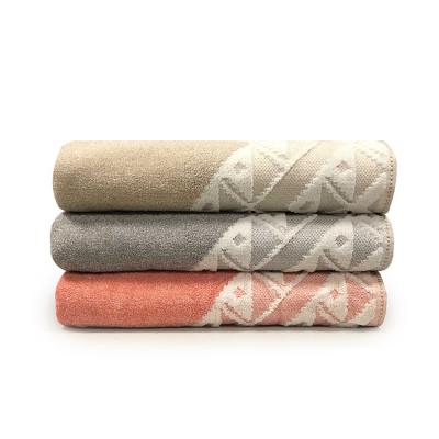 China Good Look Design Cotton Terry Jacquard Popular Bath Towel With Blend Loop for sale