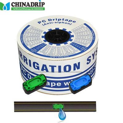 China PC Plastic Pressure Compensating Irrigation Drip Emitter Watering Line for sale