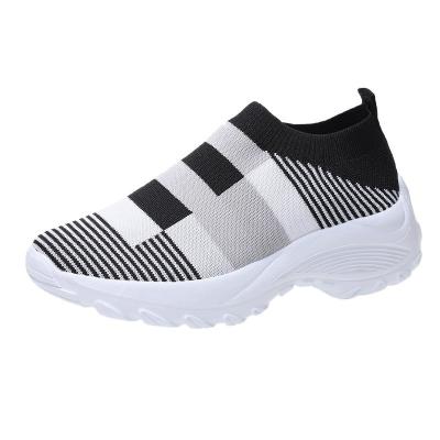 China New Style Lightweight Mesh Shock Absorption And Breathable Sneaker Women Shoes for sale