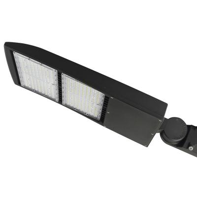 China Hot Sale LED Shoe Box Light Pole Outdoor ROAD Parking Lot Light 150W, 300W, LED Shoe Box Light Pole for sale