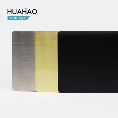 China Waterproof / Waterproof HUAHAO RFID Manufacturer OEM Customized 13.56MHZ Brushed Gold Metal and Combination Digital Business NFC Metal Plastic Card for sale