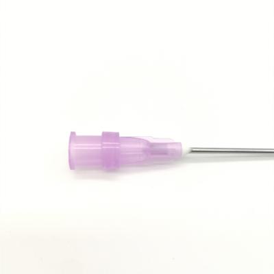 China Disposable Blunt Needle with Filter 18G*1 1/2