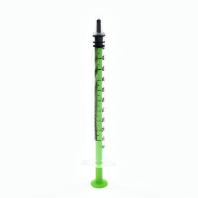 China PP+PE 1ml Colored Dead Space Disposable Low Tuberculin Syringe for sale