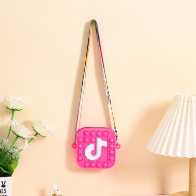 China Fashion Tik Tok Busty Person Push Bubble Coin Purse Noise Purse Pop Purse Girls Cross - Body Bags for sale