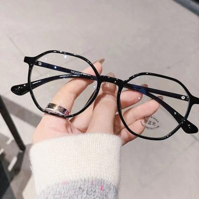 China Lightweight Anti-blue High-definition Middle-aged Eyewear Female Retractable And Older Fashion Reading Glasses Transparent Computer Glasses for sale