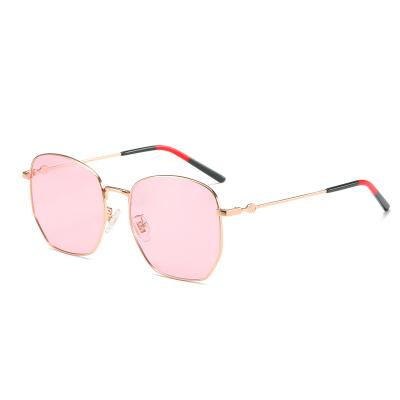 China UV400 / Polarized Gradient Vintage Polarized Sunglasses Luxury Crystal Ladies Sunglasses For Women UV400 Lens 9866 for sale