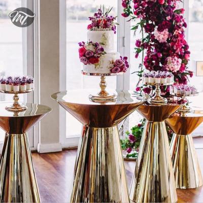 China Simple Wedding Centerpieces Cake Stand Gold For Event Decoration Display for sale