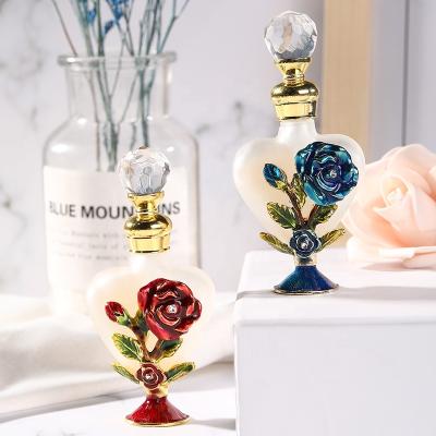 China Personal Care 10ml Patented Metal Rose Perfume Bottle Copper Cap With Stainless Glass 0il Essential Refillable Bar Heart Bottle#59702/59702 for sale