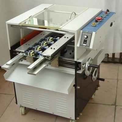 China Fast Feeding Speed SMT PCB Machine Automatic PCB Foot Cutting Equipment 50/60HZ for sale