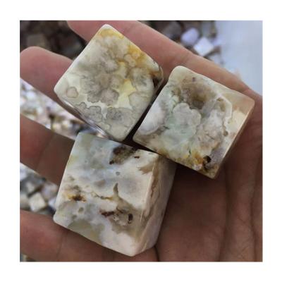 China Wholesale Natural Europe Quartz Crystal Flower Agate Tumbled Stones Cherry Blossom Agate Cube For Home Decoration for sale