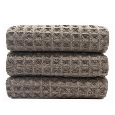 China Waffle Weave Microfiber Waffle Weave Detailing Clean Fabric No Lintno Scratches Car Wash Towel for sale