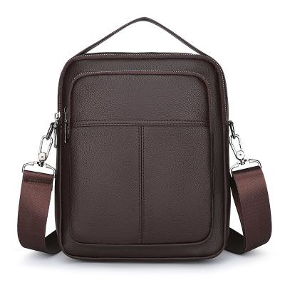 China Custom Water Resistant Business Men's Chest Bag Leather Shoulder Bag For Men Classic Leather Cross - Male Body Bag for sale