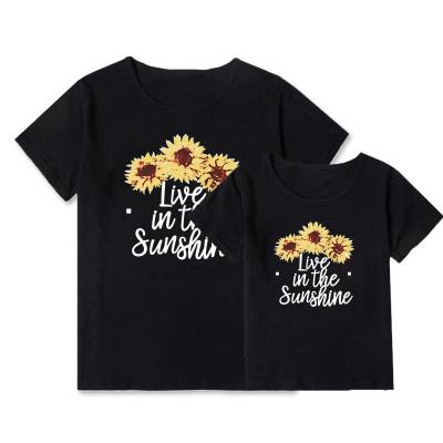 China 2021 Summer QUICK DRY Mum and Me Matching T Shirts Flowers Print Blouse Shirt Family Matching Clothes Casual Sweatshirt Top for sale