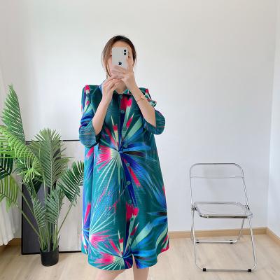 China FXZ QUICK DRY miyake pleated printed long breasted coat 2022 new loose large size pleats satisfy women cardigan for sale