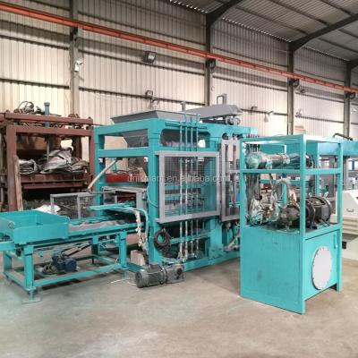 China Qtj4-26 CONCRETE Block Making Machine Price , PVC Pallet Block Making Machine for sale