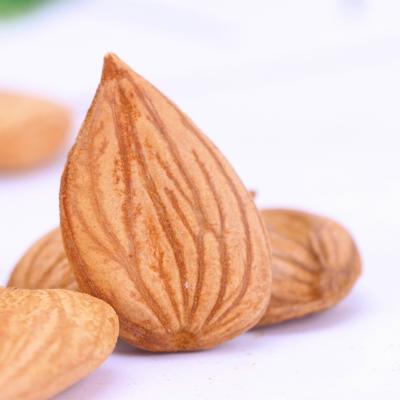 China Dried nuts, lots of sweet almonds for sale, good quality for sale