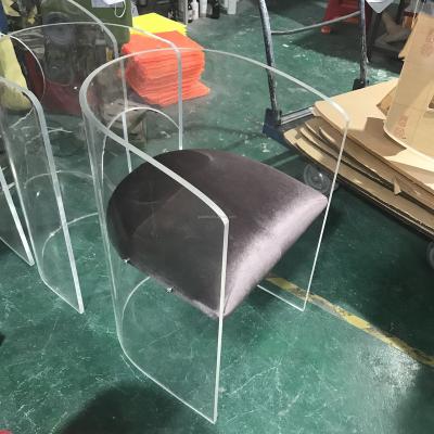 China Dining Chair Luxury Acrylic Crystal Lucite Plastic Dining Chair For Living Room for sale