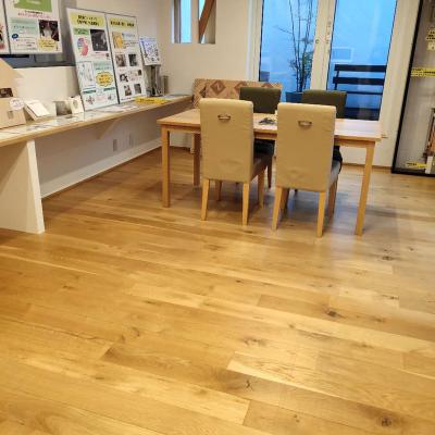 China Japanese Style Traditional Chinese Oak Uni-wood Flooring for sale