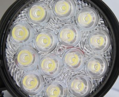 中国 42Watt DC 12v のスポットライト LED の仕事は 4 × のための 6000k を 4 ATV つけます 販売のため