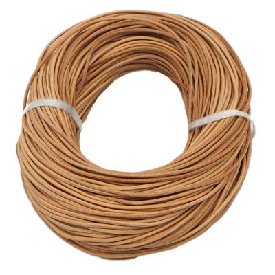 China 1.5mm Ropes 1mm 1.5mm 2mm 3mm Leather Crafts Whip Round Rawhide Cord Twine Genuine Leather Natural Leather Rope For Jewelry Making for sale