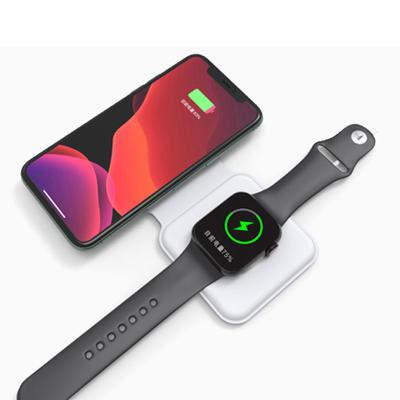 China Mobile phone/earphone/smartwatch 15W folding dual magnetic wireless charger phone12 watch Qi fast wireless charger for sale