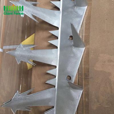 China Easily Assembled Hot Galvanized Safety Metal Wall Wires Spikes Razor Anti Climb Spikes Anti Climbing Fence Top Spike for sale