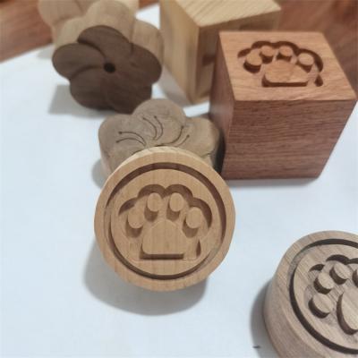 China US Customize High Grade Wooden Aroma Diffuser Solid Wood Diffuser Various Shapes for sale