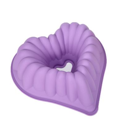 China 11.8 Inch Viable Non-Stick Silicone Cake Mold Heart-Shaped Baking Loaf Box for sale