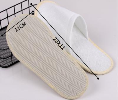 China Fashion Trend Comfy Five Star Natural Fabric Eco-friendly Straw Mat Hotel Slippers With Biodegradable Cork Sole for sale