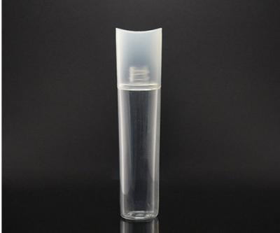 Chine Le cosmétique vide de cylindre transparent met 140ml en bouteille pour le jet de corps/refraîchissant de pièce à vendre