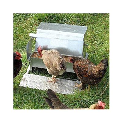 China Customized High Quality Automatic Chicken Drinkers And Feeders 15kg Poultry Feeder for sale