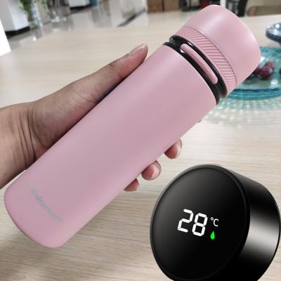 China Viable Temperature Display Touch Screen 17oz LCD Water Bottle Stainless Steel Vacuum Smart Flask for sale