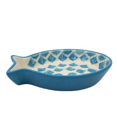 China New Style Design Serving Dish Sustainable European Creative Ceramic Fish Shaped Ceramic Deep Dish for sale