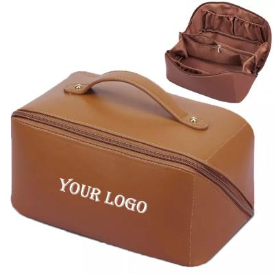 China Large Fashion Travel Bag High Quality Leather Cosmetic Organizer PU Leather Makeup Bag for sale