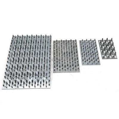 China Madeira Casa de madeira Truss Nail Plate 1 * 3 polegadas 25 * 75 mm Knuckle Nail Plate à venda