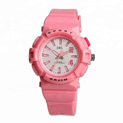 China Promotie Roze Plastic Horloge Één Jaargarantie met Siliconeband Te koop