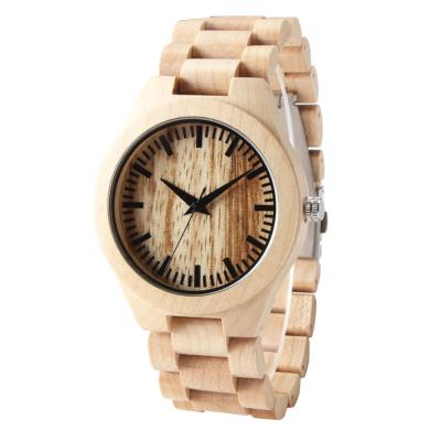 Cina Orologio di legno economico di vendita calda con l'orologio di legno variopinto su ordinazione per gli uomini in vendita