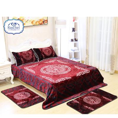 China Disposable 100% Polyester One Side Print and Embossed Mink Blanket 220X240CM for sale