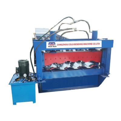 China Prefabricated Waterproof Metal Roof Roll Forming Machine With Color Galvanized Steel Coil zu verkaufen