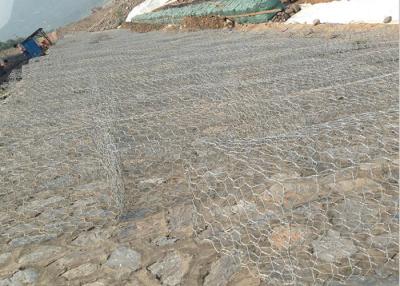 China colchão sextavado da terraplenagem de Mesh Boxes Galvanized For River do fio de Gabion do furo de 60*80mm à venda