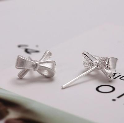 China Hot Selling Popular Fine 925 Silver Bow And Cute Heart Stud Earrings for sale