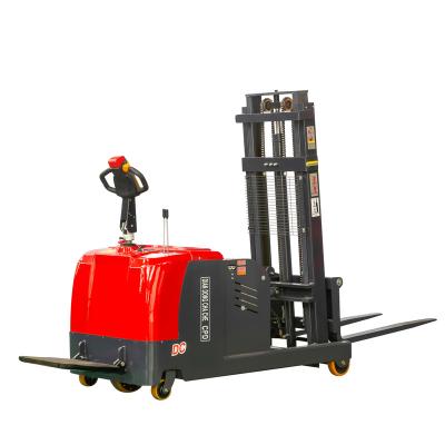 China 2 Ton Stand Driving Reach Truck Forklift With Four Wheels For Narrow Aisel zu verkaufen