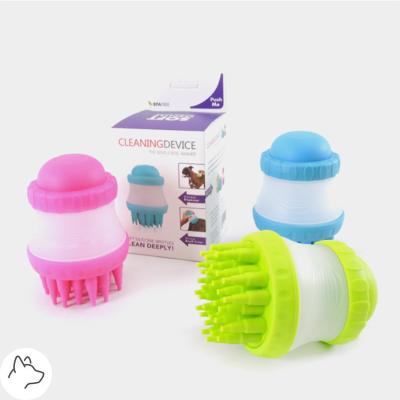 China Stabilized Pet Feeds Pet Shower Grooming Bath Hair Remover Viable Pet Grooming Rubber Brushes for sale