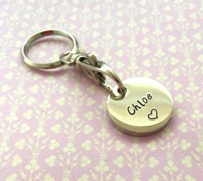 China O Keyring simbólico do trole feito sob encomenda da compra/personalizou as correntes de relógio chaves para a loja à venda