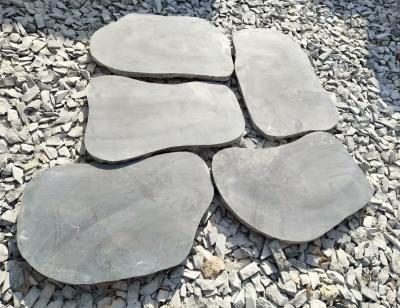 China For Outdoor Pavers Irregular Natural Chinese Blue Limestone Garden Slab Crazy Paving Tiles L828 for sale