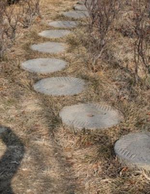 China Traditional antique millstone for pave old path millstone fountain for sale for sale