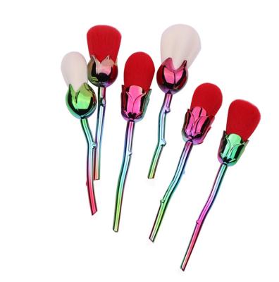 China Angular Blush Makeup Petal Shaped Brush Set for sale