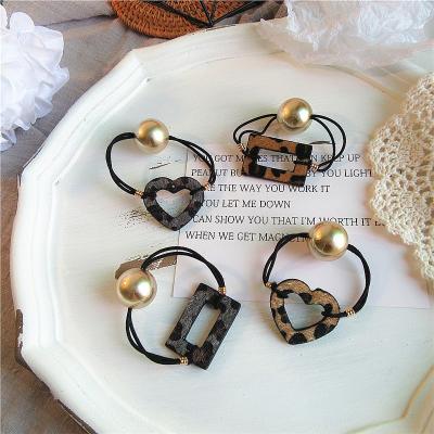 China Women Girls Hair Accessories Women Girls Leopard Elastic Hair Bands Heart/Square Ponytail Hair Ring Ties Big Pearls Beads Rubber Hair Rope Band Accessories for sale