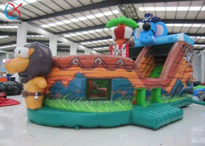 China Fábrica Barco pirata inflable Curso de obstáculos Animales Barco pirata Castillo inflable en venta