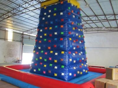 Cina Fabbrica Commerciale Pietra gonfiabile per arrampicata a muro PVC ignifuge telone per bambini in vendita